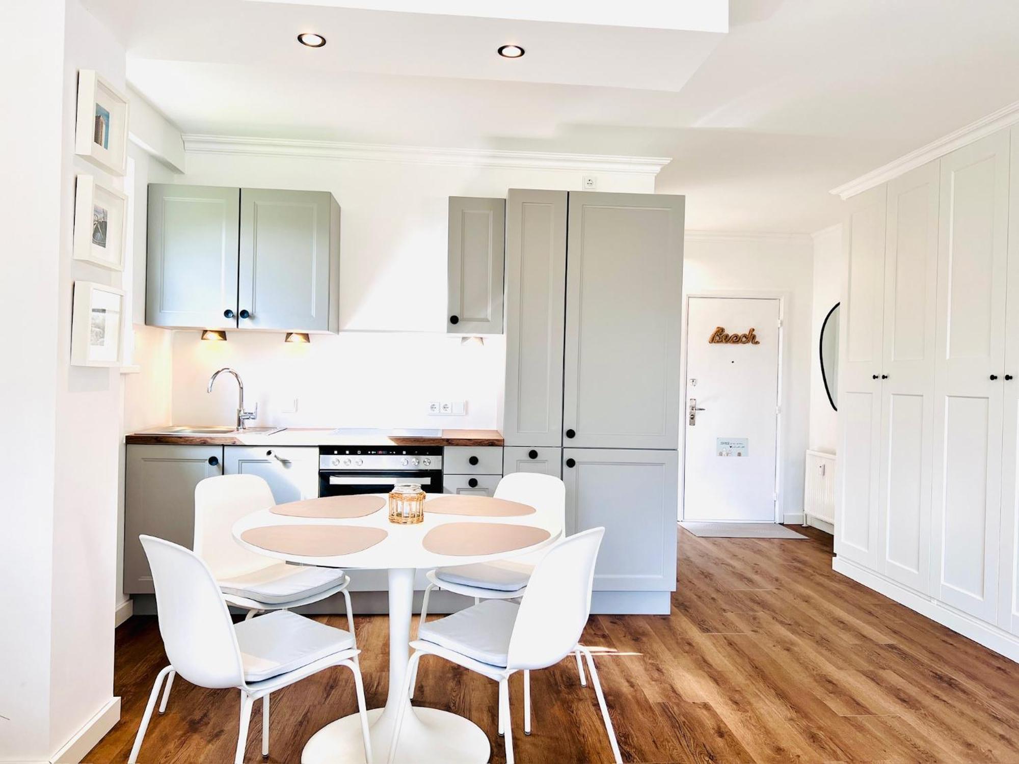 Neu - Frisch Renoviertes Ferienapartment "Waterkant" Büsum Kültér fotó