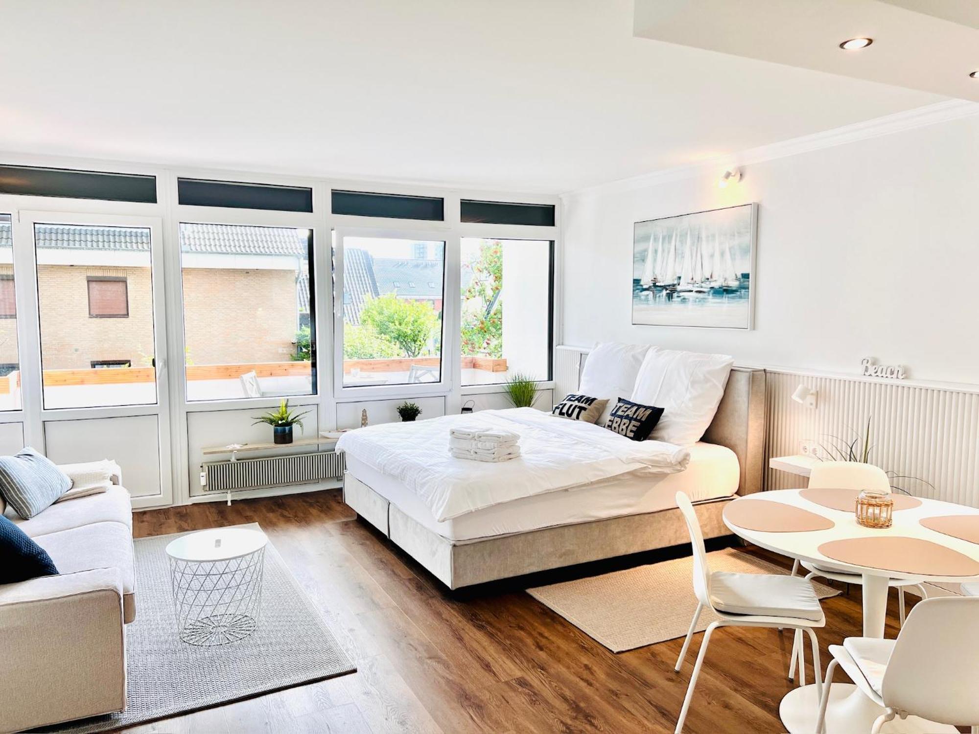 Neu - Frisch Renoviertes Ferienapartment "Waterkant" Büsum Kültér fotó